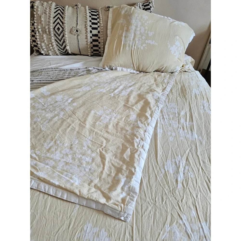 Fieldcrest Yellow White Floral Cotton Duvet Cover + Pillow Sham Set Cottagecore